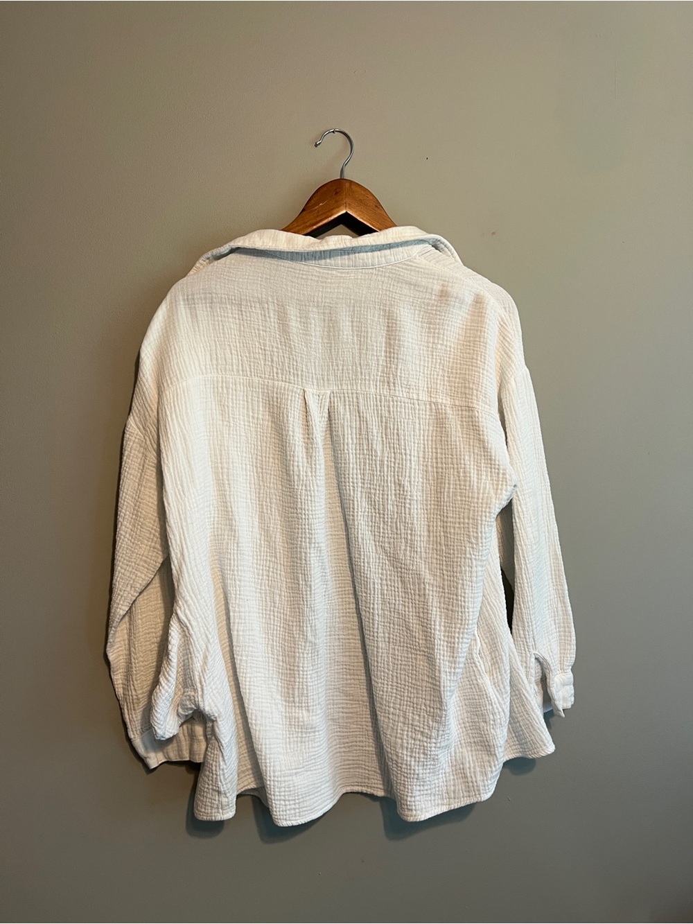 Textured Button-Front Shirt - Picture 6 of 6
